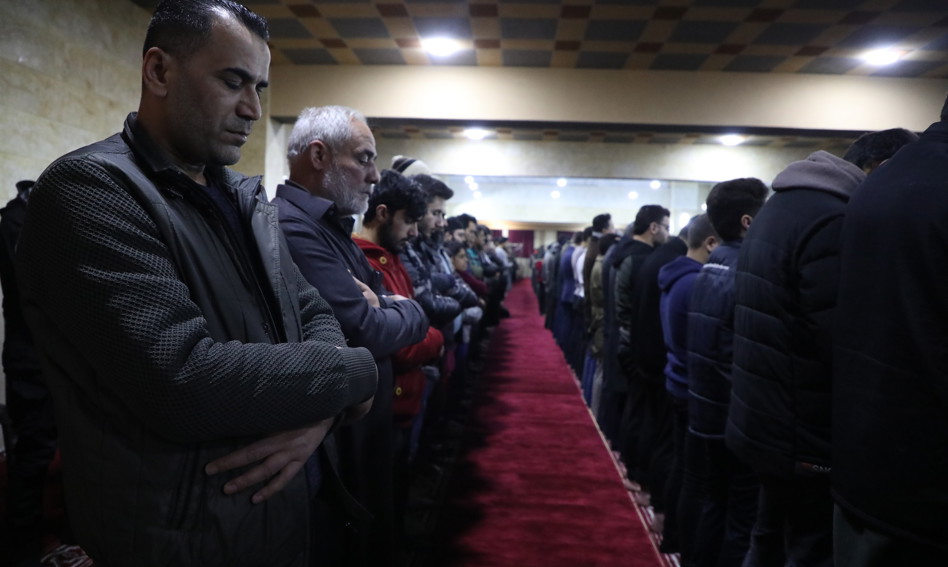 Prayers in mosque in Syria