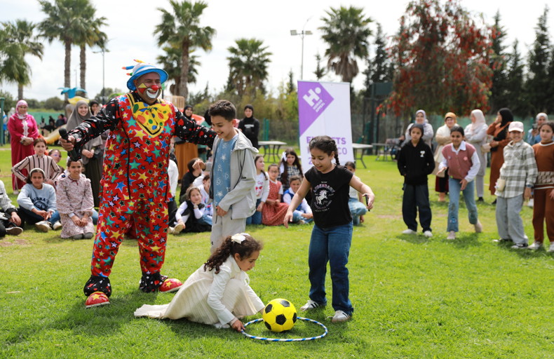 Eid party in Gaza with a clown 