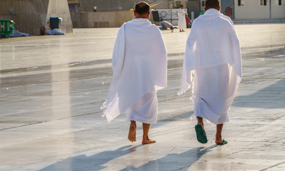 Pilgrims on Hajj wearing Ihram 