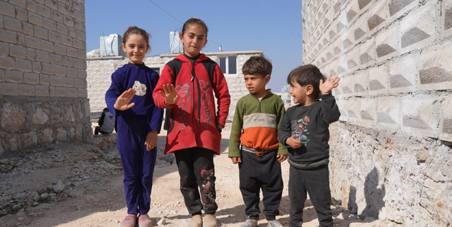 Feeding Al Zahoor Village in Syria