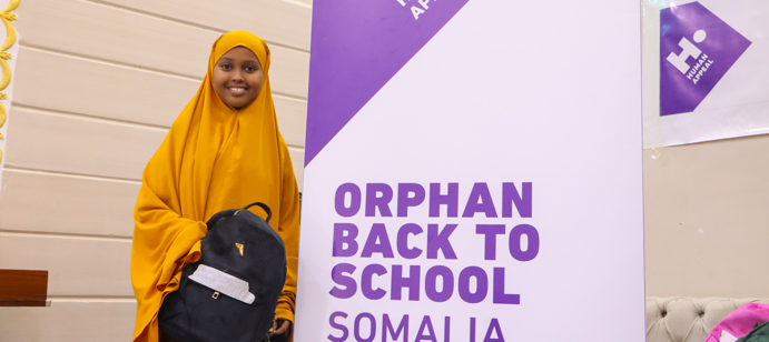 400 orphaned children in Somalia received school supplies; a uniform, bag, notebooks and pens.
