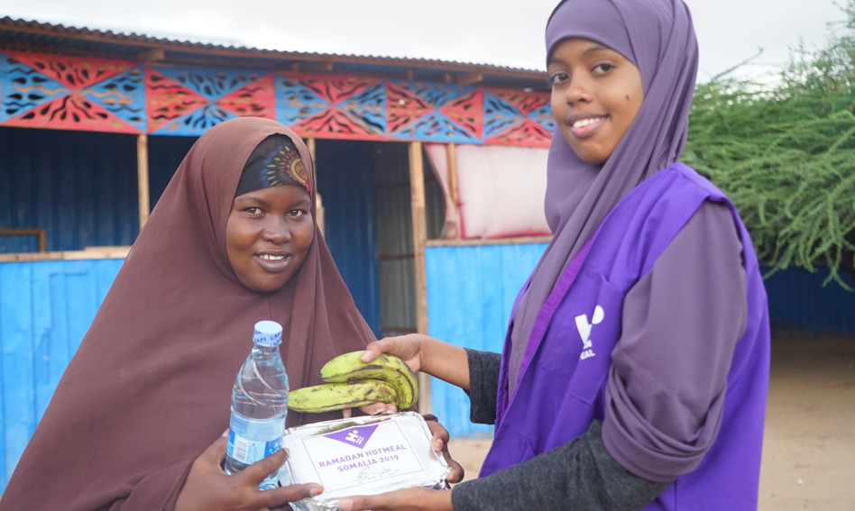 Iftar meal provided in Syria by Human Appeal staff