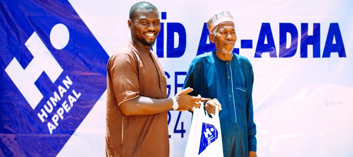 In Nigeria, 1,160 families received 4 kilograms of beef each.