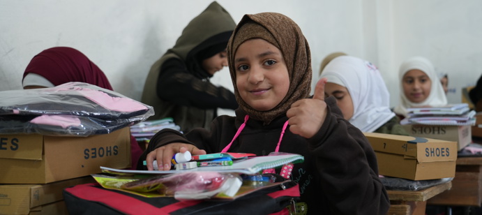 Distributed back to school kits to 1,368 students across 4 schools in Syria. 